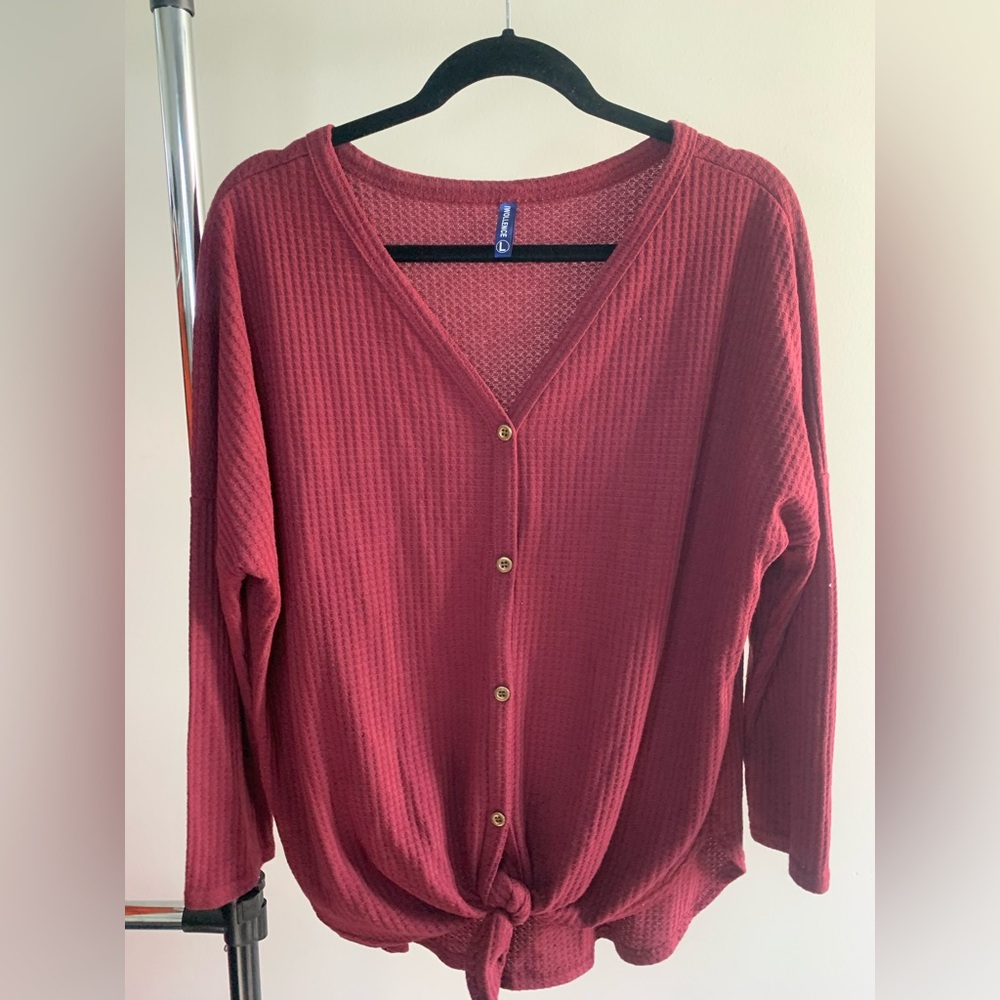 Knot Tie Women’s Shirt